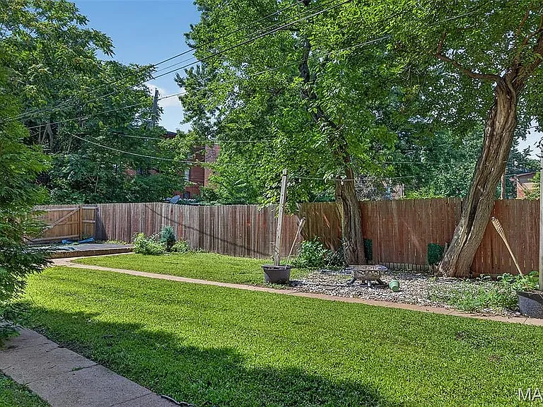 1731 Nicholson Pl — Photo 14