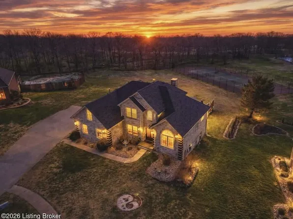 102 Dover Ct, Elizabethtown, KY 42701