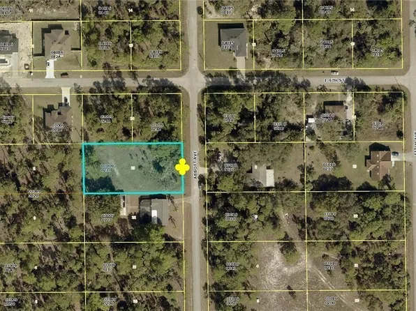 821 Abbott Ave, Lehigh Acres, FL 33972