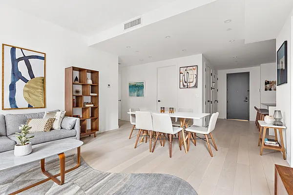 Sold by Compass | media 18