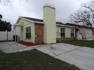 1235 Mohrlake Dr, Brandon, FL 33511