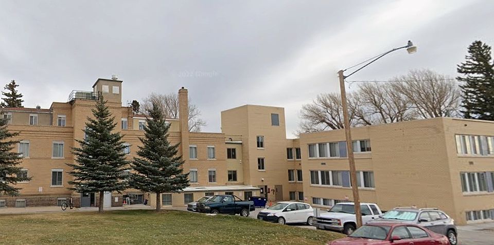 Building Photo 3