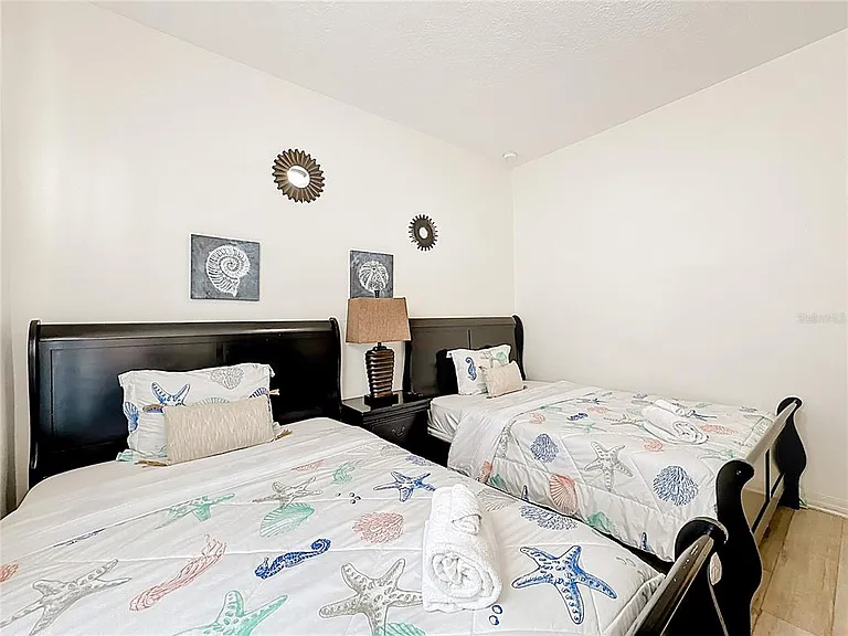 8986 Shine Dr — Photo 14