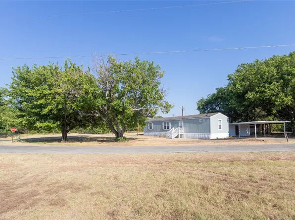 700 Sun Ct, Granbury, TX 76049