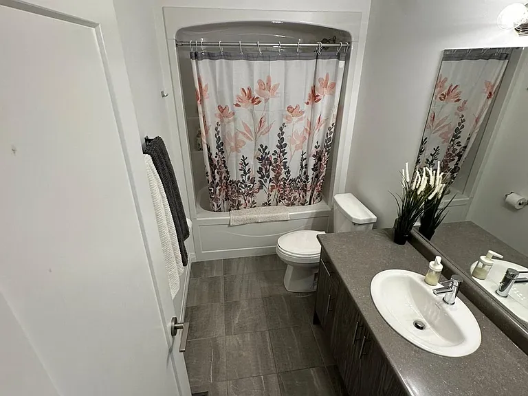 227 Cittadella Blvd — Photo 10