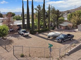 282 E Hobson St, Searchlight, NV 89046