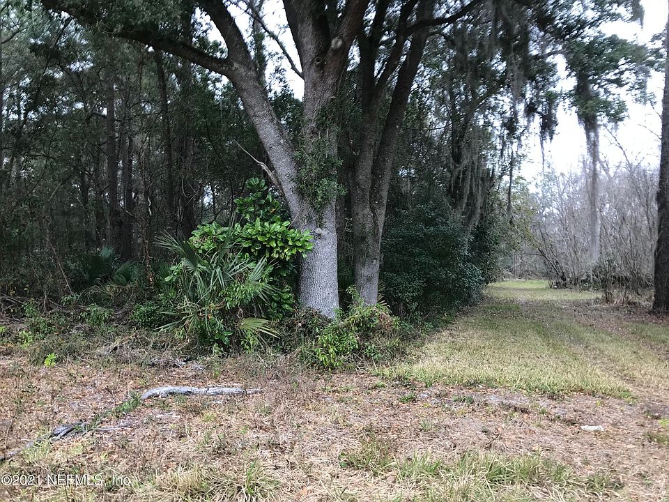 1st image of 1810 SE 8th Ave