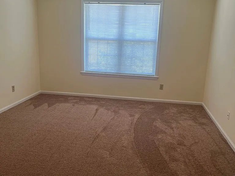 1816 Iola Dr — Photo 14