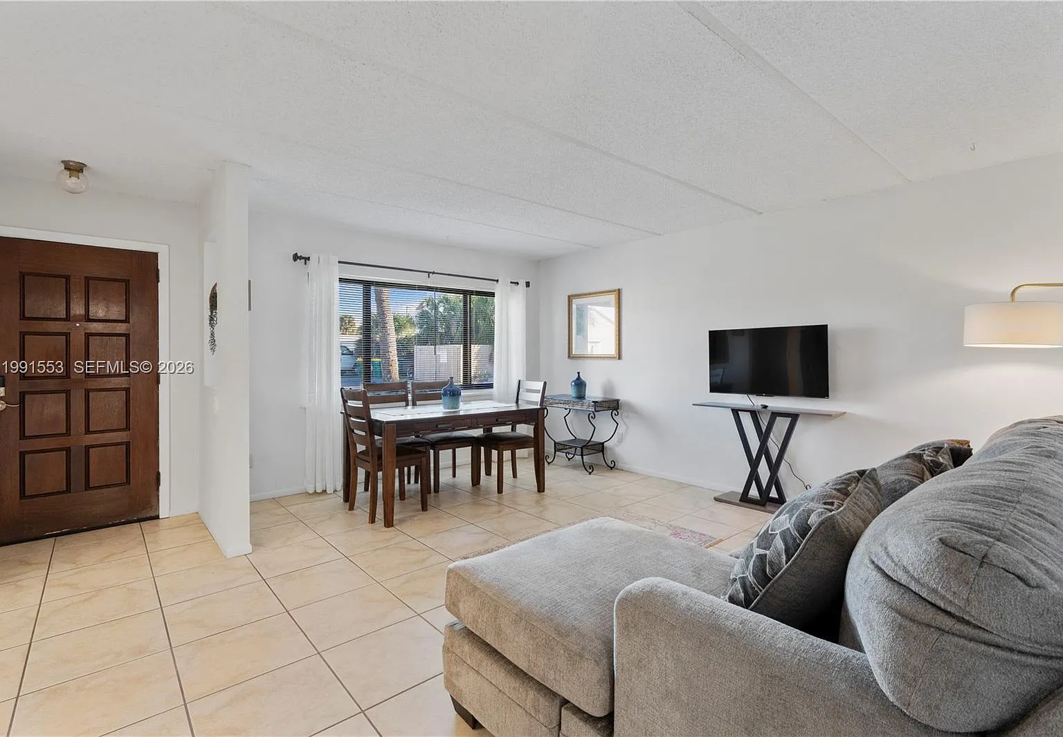 2 bed, 2.0 bath, $2,500 — Photo 3