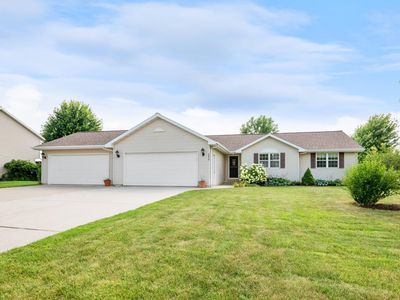2856 Aquarius Rd, Green Bay, WI, 54311