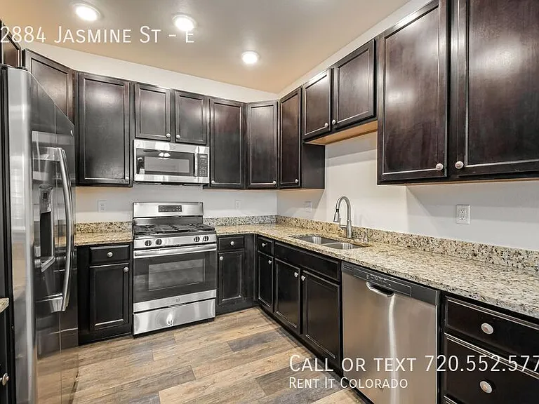 12884 Jasmine St #E — Photo 2