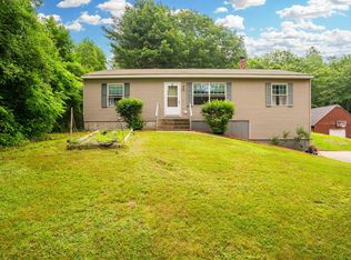 69 Switzerland Rd, Lewiston, ME 04240