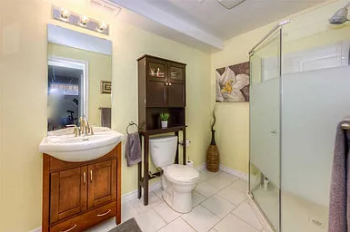 908 Magdalena Ct — Photo 5