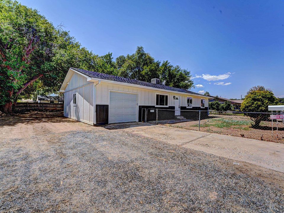 1st image of 2805 Collum Ln