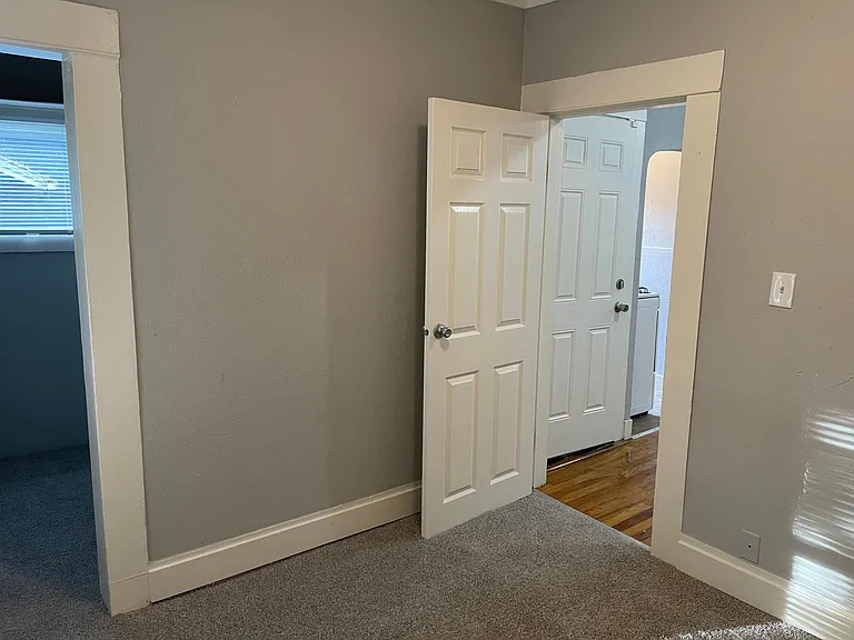 1512 Franklin St #B — Photo 6