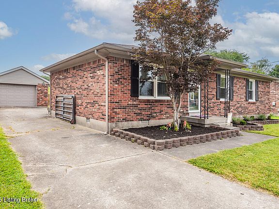 2nd image of 226 Georgia Ave