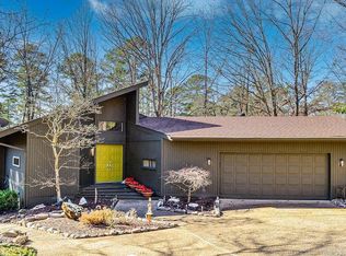 1 El Espinar Cir, Hot Springs Village, AR 71909