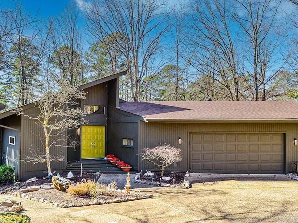1 El Espinar Cir, Hot Springs Village, AR 71909