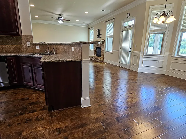 416 Sunnybrook Ln — Photo 20
