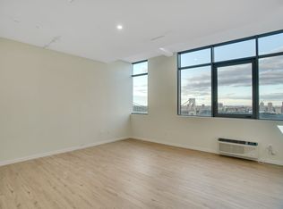 90 Main St #1209, Fort Lee, NJ 07024