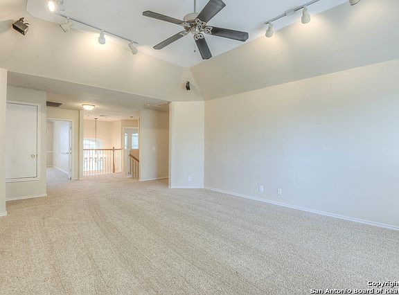 4th image of 3913 Arroyo Del Sol