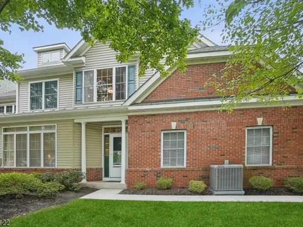 16 Loft Dr, Bridgewater Twp., NJ 08836