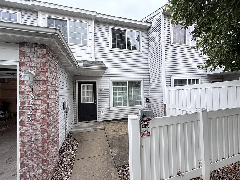 15925 Flotilla Trl — Photo 2