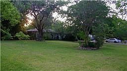 3rd image of 12418 Manor Dr