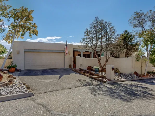 2752 Wolfberry Pl NE, Albuquerque, NM 87122
