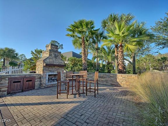 3rd image of 7121 Dolphin Bay Blvd