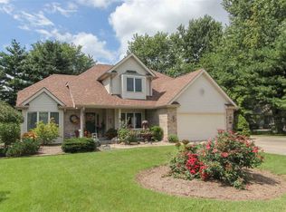 1163 W 6th St, Seymour, IN 47274