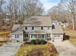 124 S Edgewood Rd #B, Niantic, CT 06357