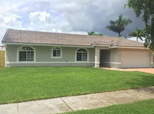 12767 SW 207th Ter, Miami, FL 33177