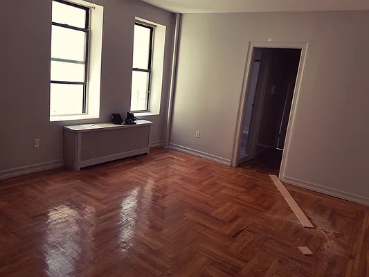 Rented by Bruma Realty LLC | media 24