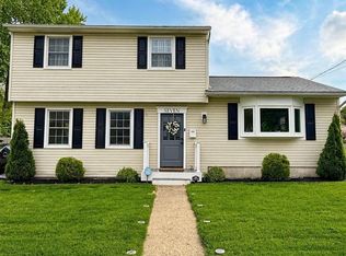 7 Wright Loop, Williamstown, NJ 08094