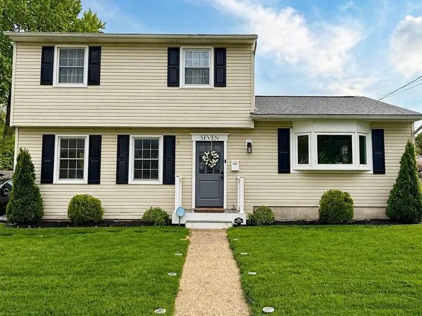 7 Wright Loop, Williamstown, NJ 08094