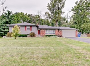5226 E 69th St, Indianapolis, IN