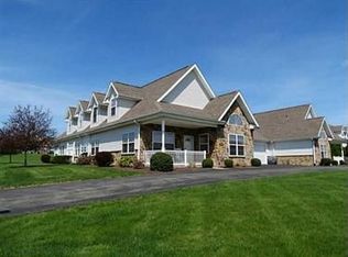 105 Canter Ln, Gibsonia, PA