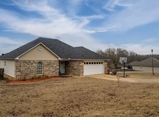 90 Alma Dr, Austin, AR 72007