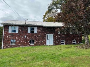 115 Franklin Ln, Sistersville, WV 26175