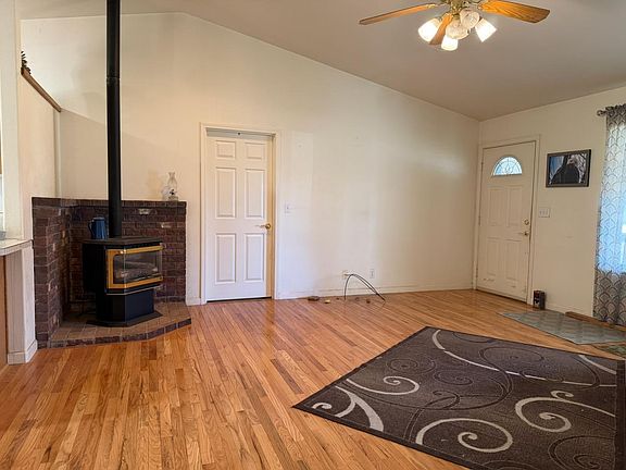 3rd image of 10832 Morgan Way