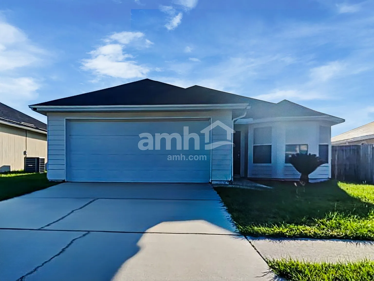 3 bed, 2.0 bath, 1573 sqft, $1,955 — Photo 1