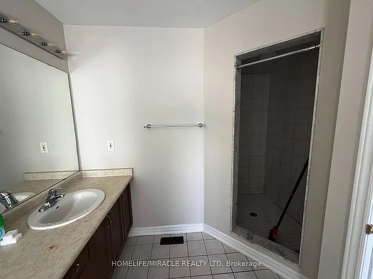 26 Fishing Cres — Photo 20