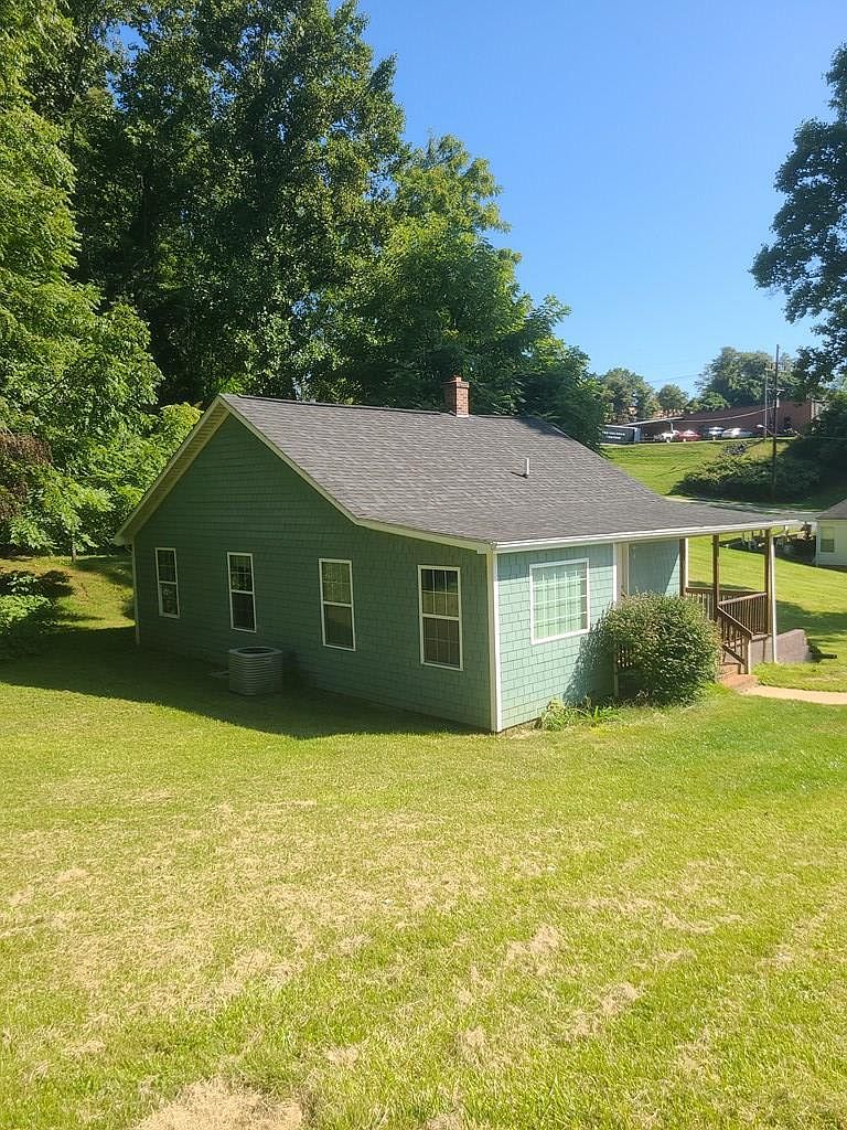 101 Hospital Dr, Galax, VA 24333 Zillow