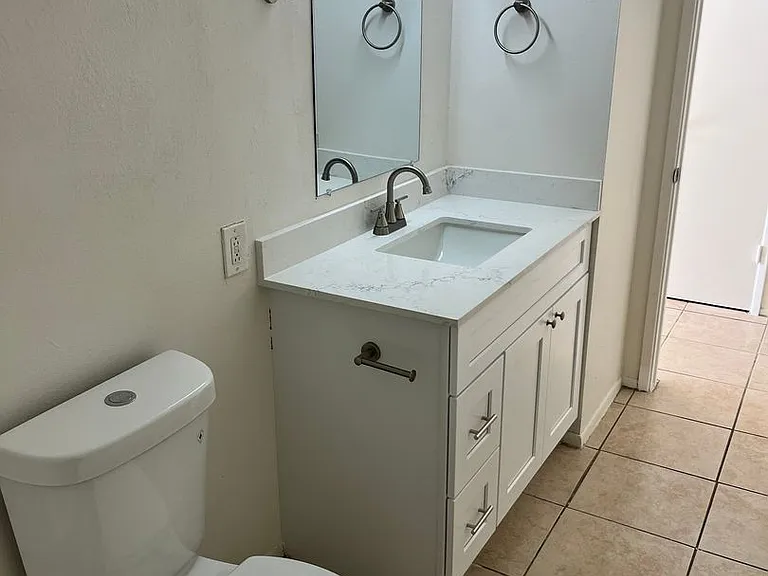 Catalina View Apartments — Photo 87
