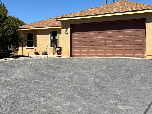 130 Jesse James Rd, Edgewood, NM 87015