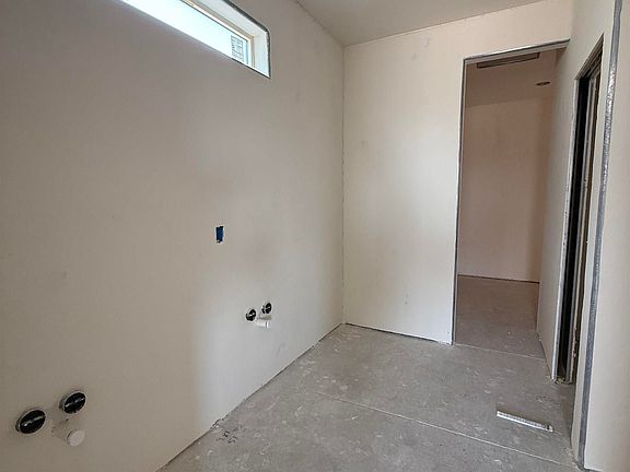 2nd image of 12603 E 51st Pl