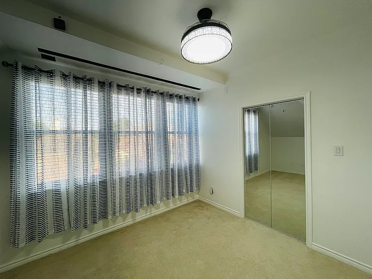 8664 Robertson Dr — Photo 20