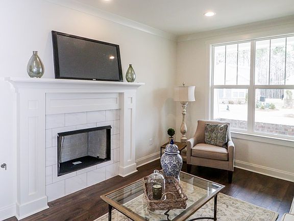 5th image of 524 Shreve Oak Cres