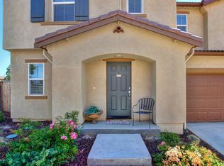 18 Sea Hawk Pl, Sacramento, CA